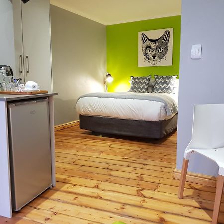 The Vibe Guest Studios Stellenbosch Ngoại thất bức ảnh