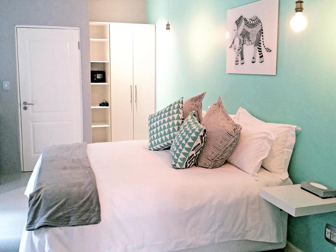 The Vibe Guest Studios Stellenbosch Ngoại thất bức ảnh